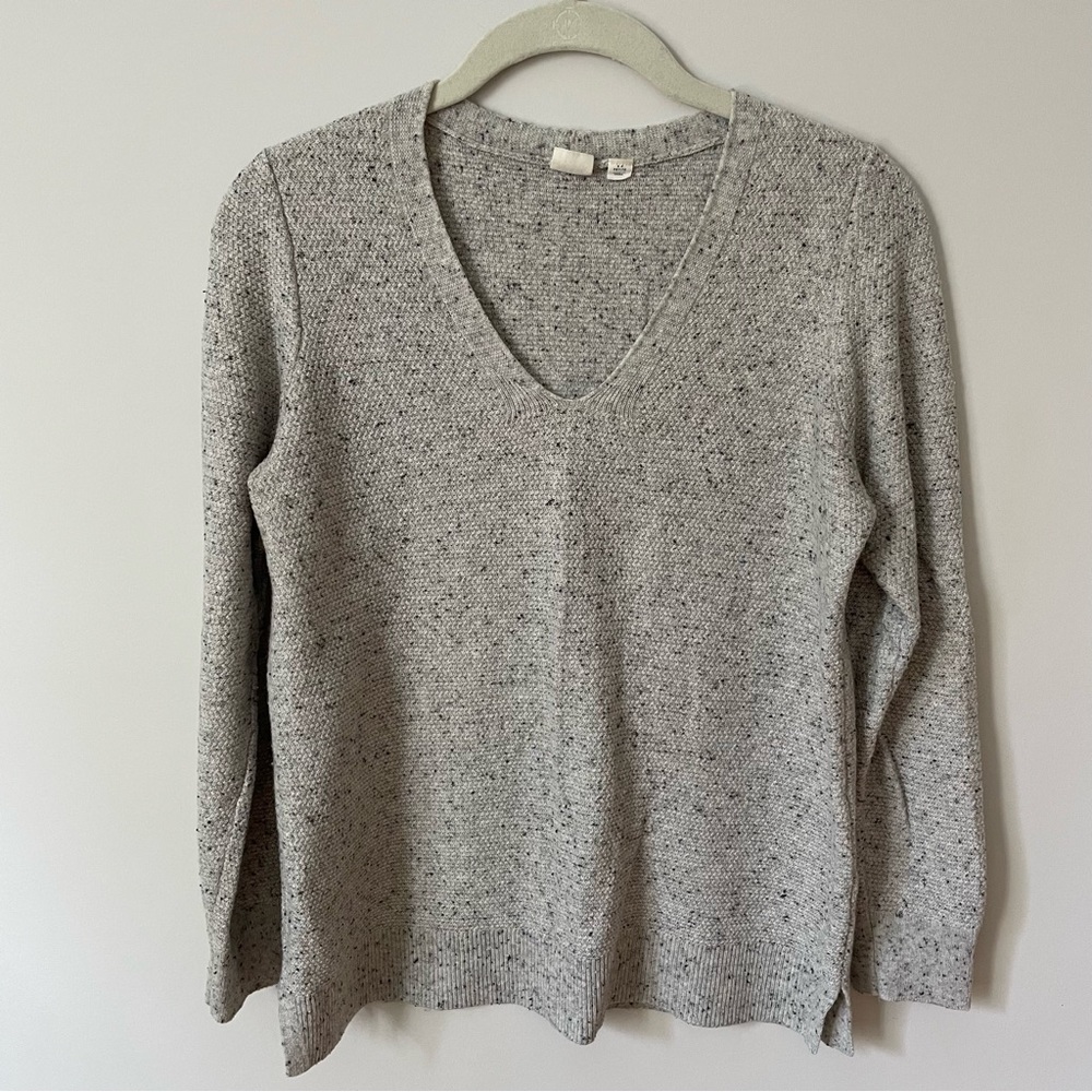 FREE with purchase - Gap Sweater Speckled Grey